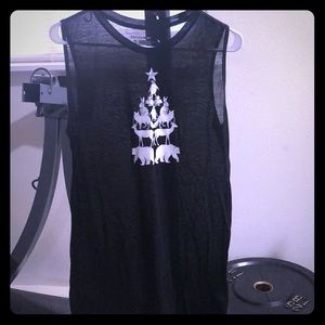 Sleeveless sheer yoga/workout top